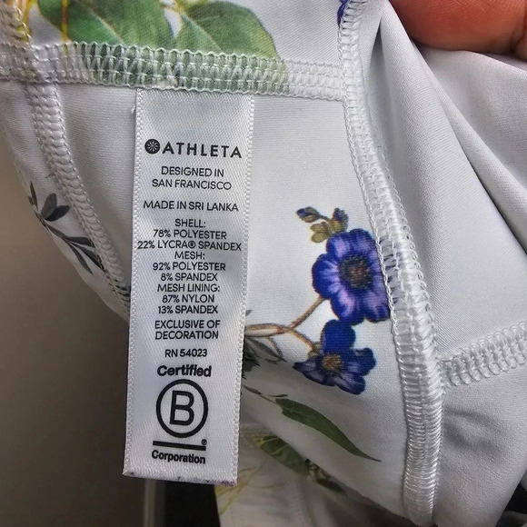 Athleta Contender Blossom‎ 7/8 leggings floral - Picture 9 of 11